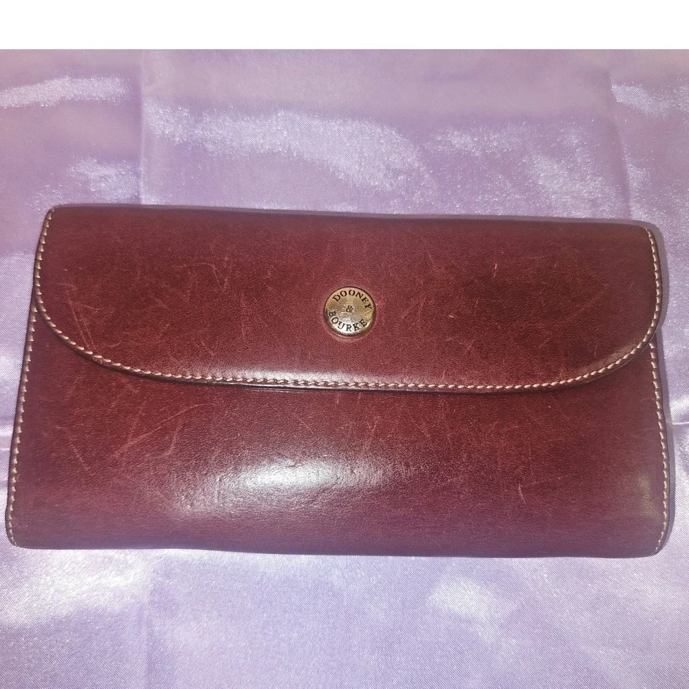 Dooney & Bourke Brown Leather Continental Clutch Wallet Made in Italy
